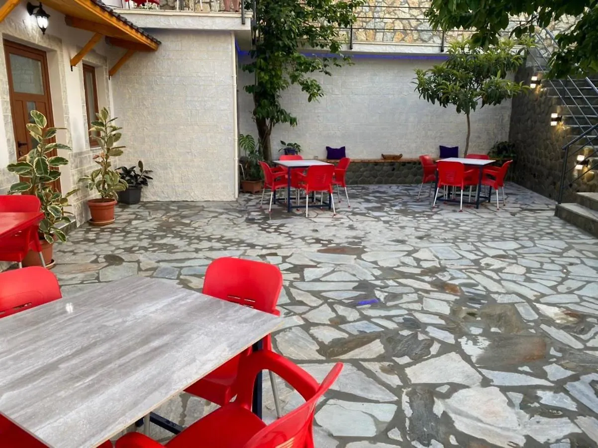 Maison d'hôtes Bixhaku GuestHouse Gjirokastër