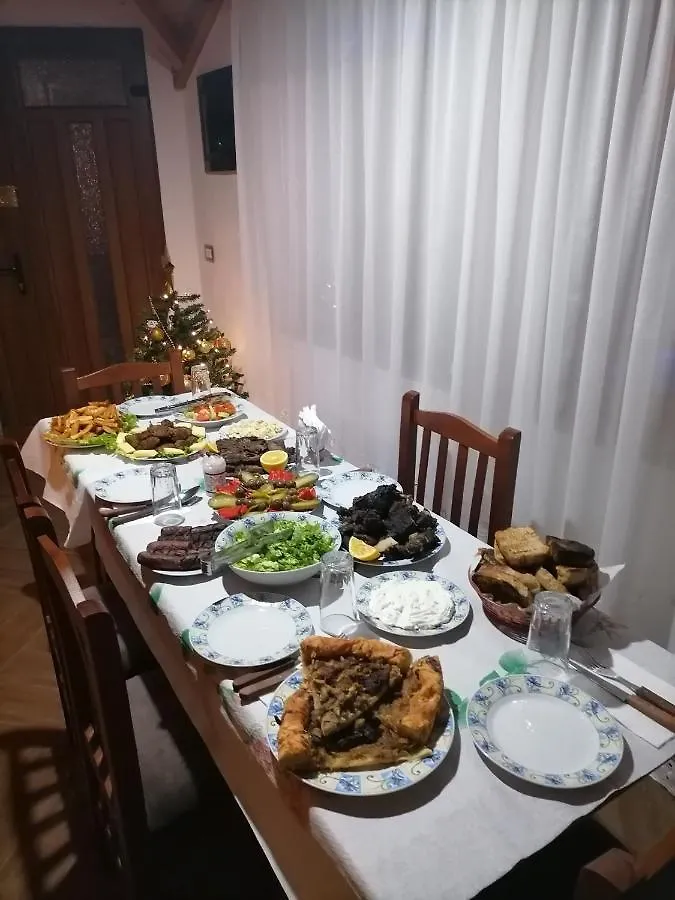 Casa de hóspedes Bixhaku Guesthouse Gjirokastër