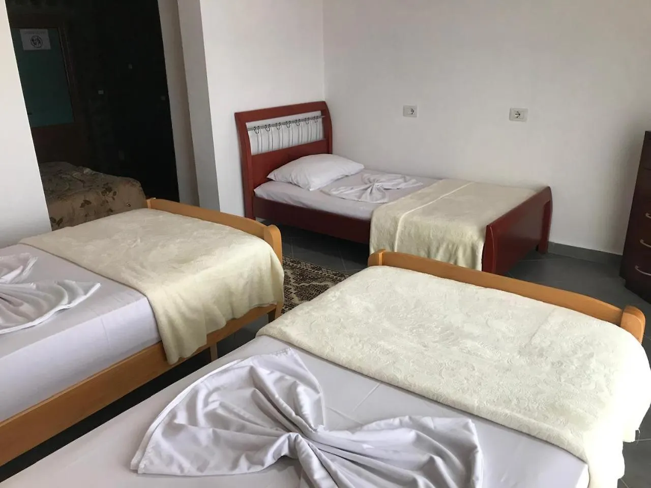 Casa de hóspedes Bixhaku Guesthouse Gjirokastër