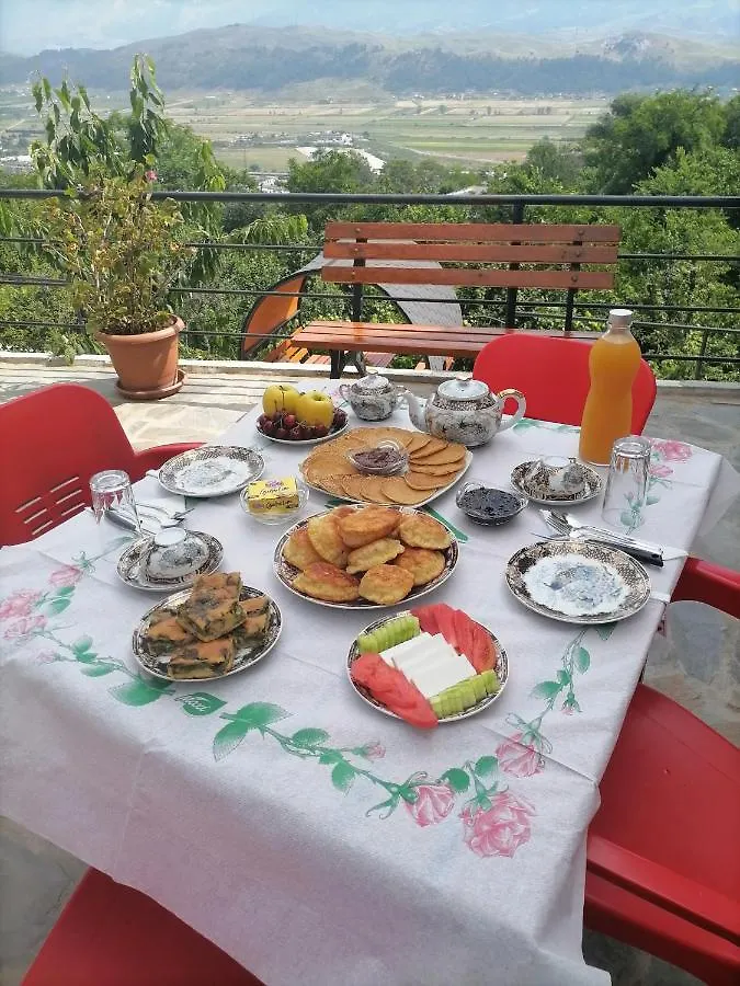 Bixhaku Guesthouse Gjirokaster