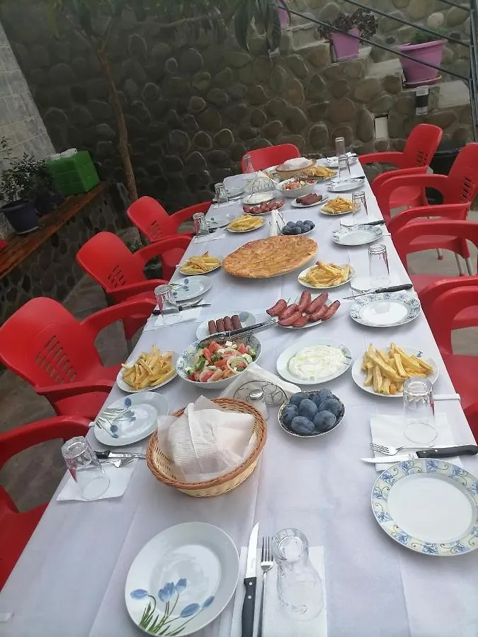 Bixhaku Guesthouse Gjirokaster Albania