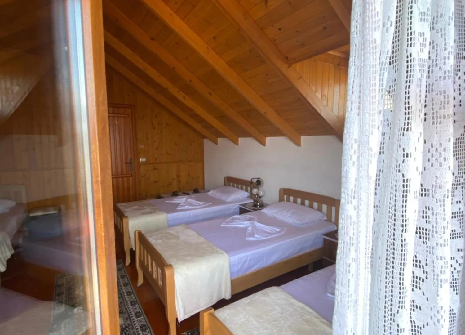 Bixhaku Guesthouse Gjirokaster 0*,
